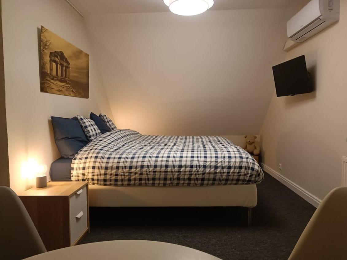 La Fontaine Aux Enfants - Gr5 - Chambre Avec Sdb Privee Abreschviller 外观 照片